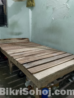 সেমিডাবল/ সিঙ্গেল চকি